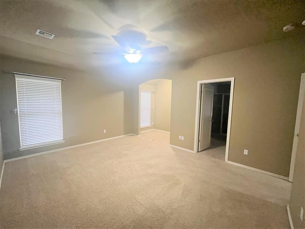 725 Tuscany Way Property Photo 9
