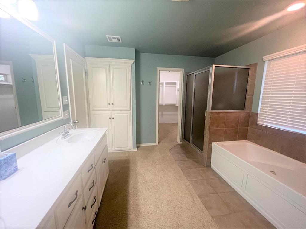 725 Tuscany Way Property Photo 11