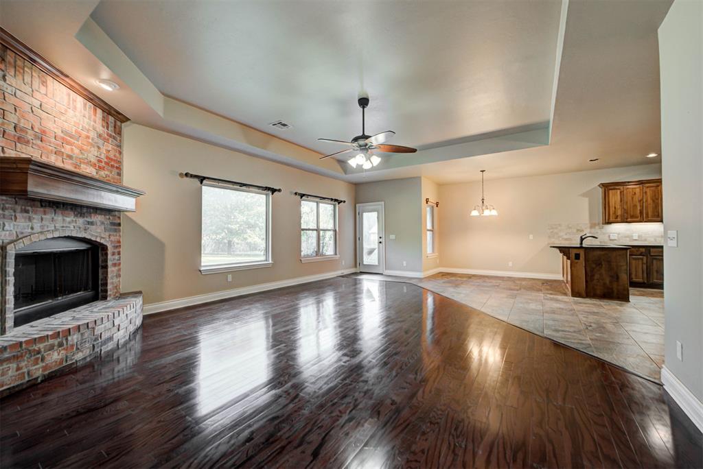 3800 Woodridge Trail Property Photo 7