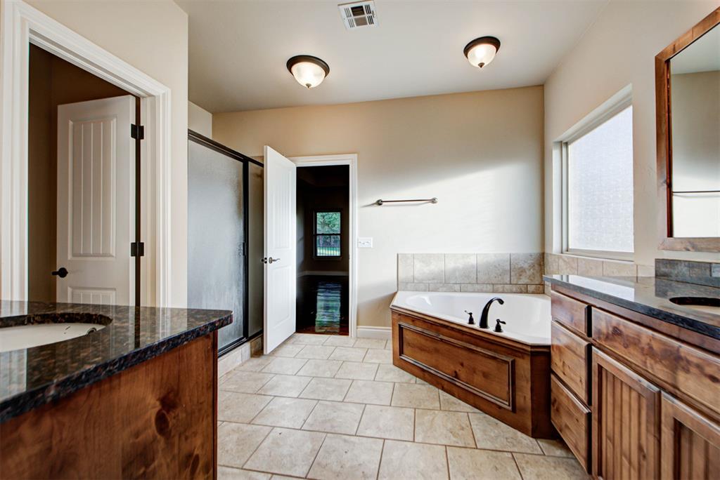 3800 Woodridge Trail Property Photo 26