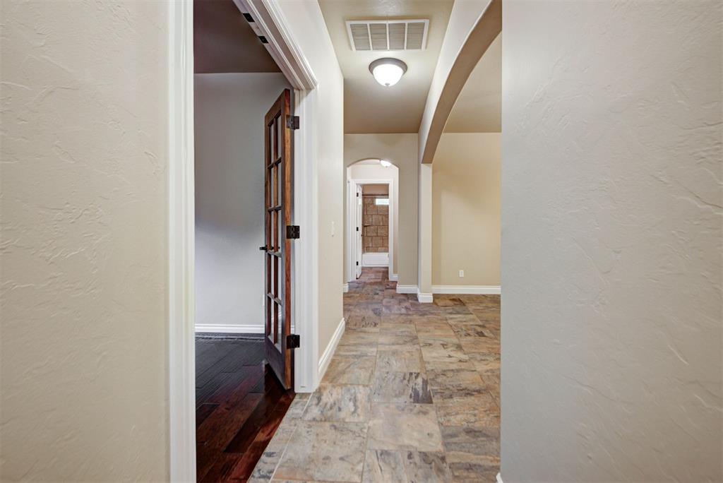 3800 Woodridge Trail Property Photo 30