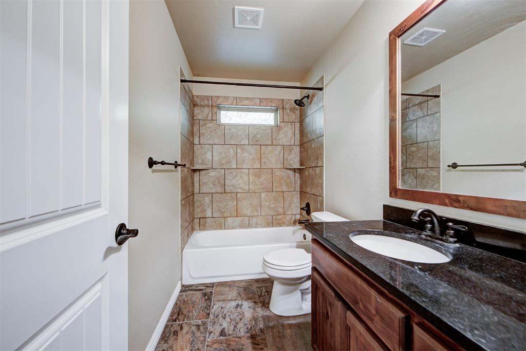3800 Woodridge Trail Property Photo 41