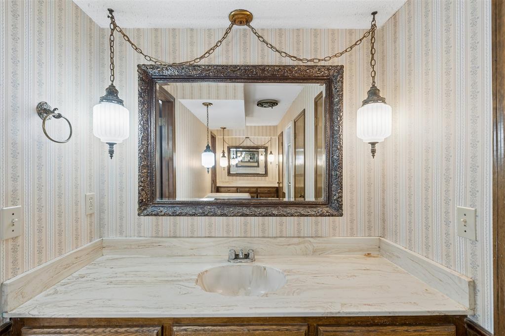 145 W Meade Drive Property Photo 12