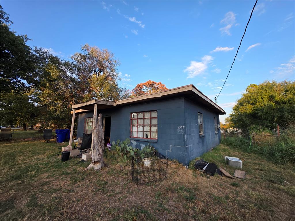 2900 N Shadynook Way Property Photo 3
