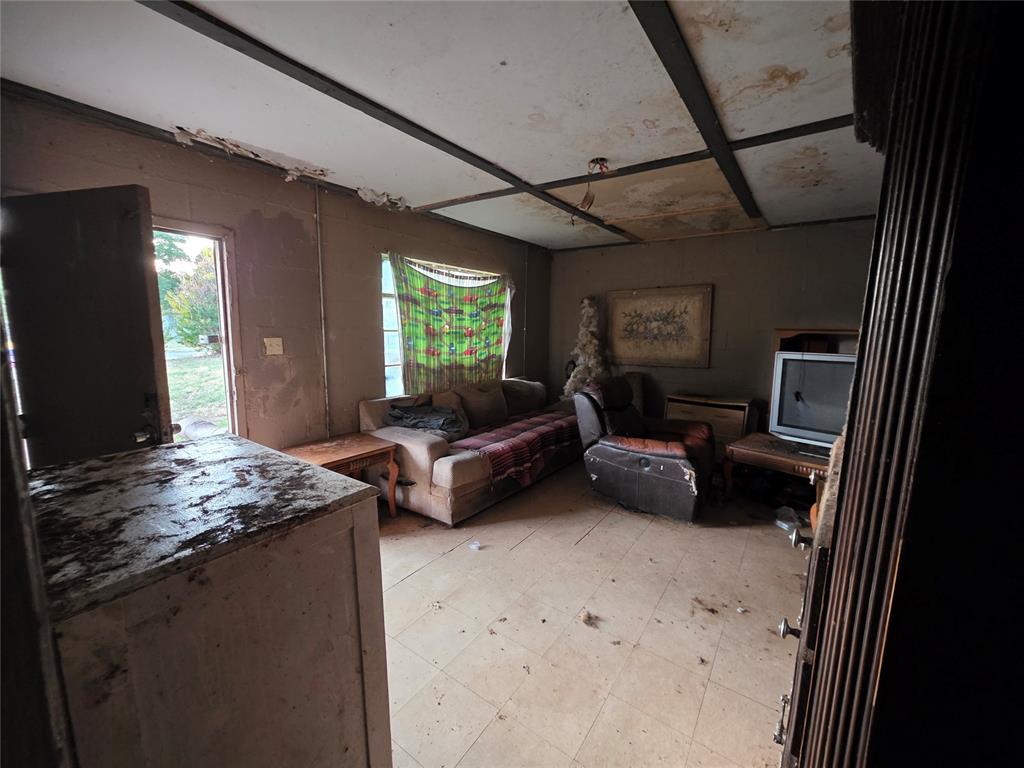 2900 N Shadynook Way Property Photo 17