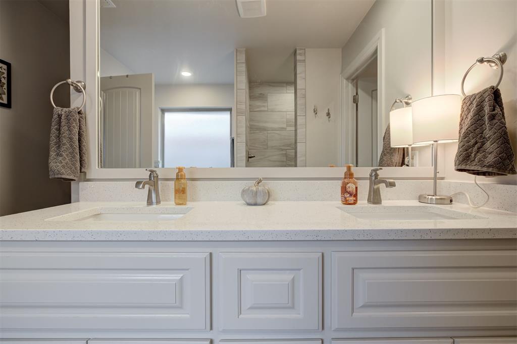 821 Halley Drive Property Photo 26