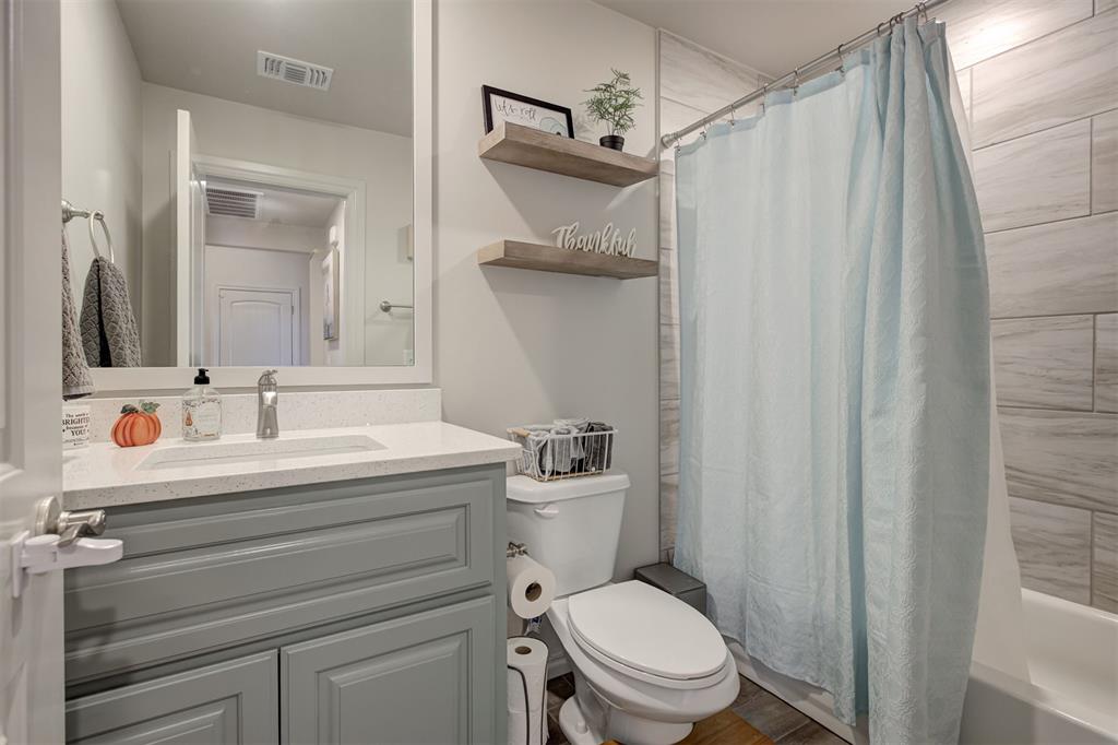 821 Halley Drive Property Photo 33