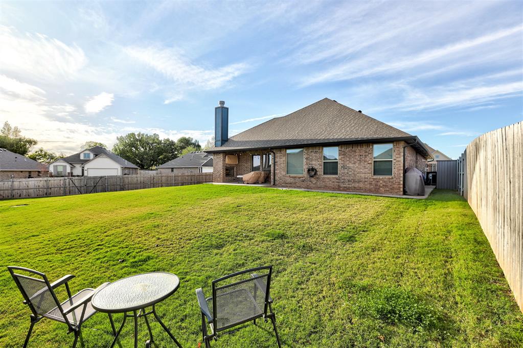 821 Halley Drive Property Photo 45