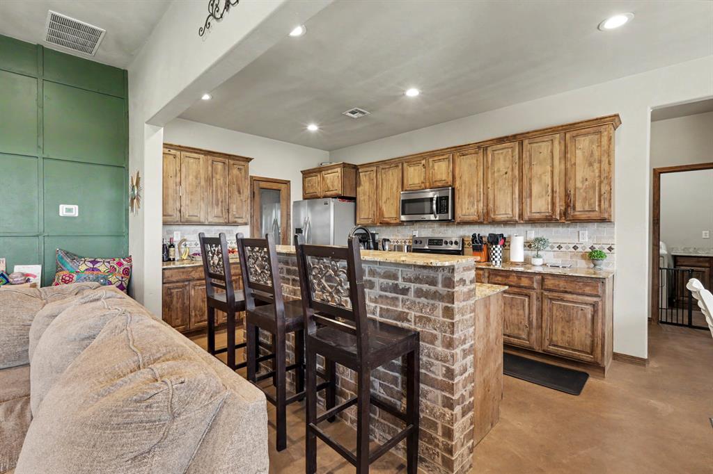 2956 N County Street 2890 Property Photo 11