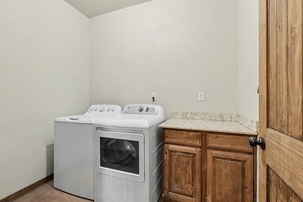 2956 N County Street 2890 Property Photo 28