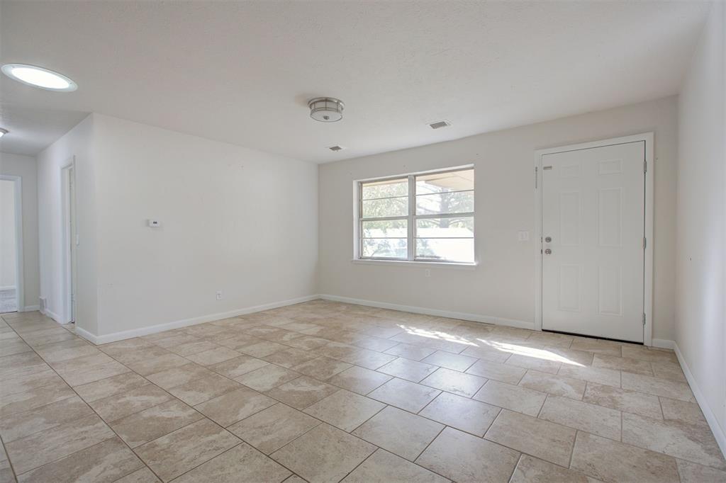 4409 Nw Liberty Street Property Photo 7