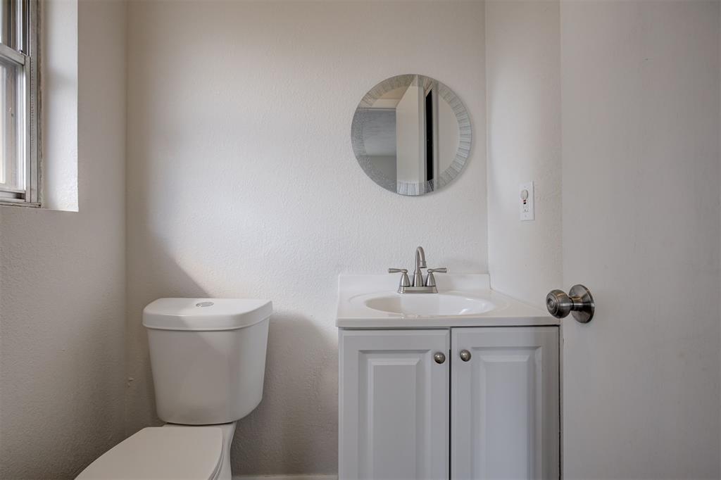 4409 Nw Liberty Street Property Photo 25