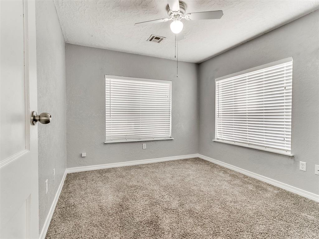 1327 S 16th Street Property Photo 17