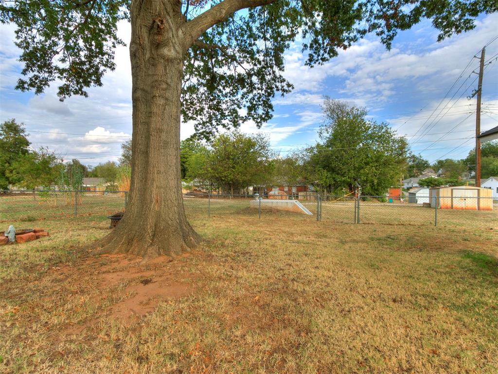 1327 S 16th Street Property Photo 24