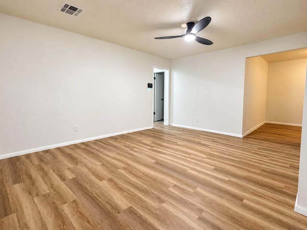 1605 Melinda Lane Property Photo 4