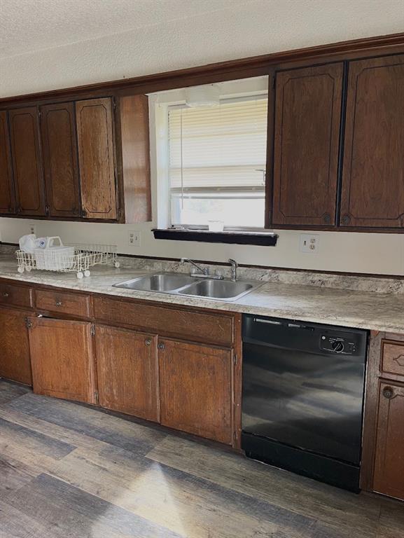 400 Woods Drive 402 Property Photo 12