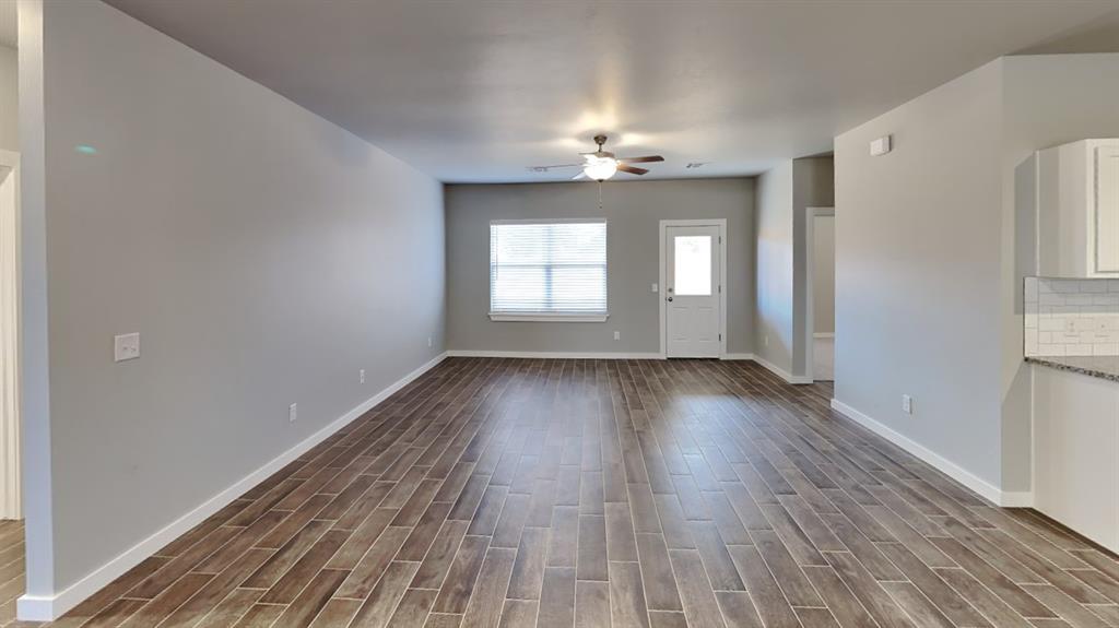 12417 Ride Avenue Property Photo 3
