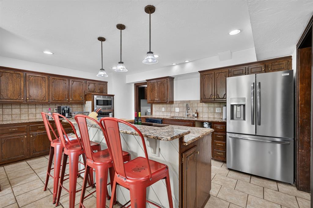 1809 Nighthawk Court Property Photo 4