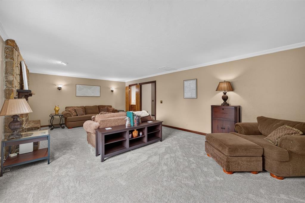 1809 Nighthawk Court Property Photo 11