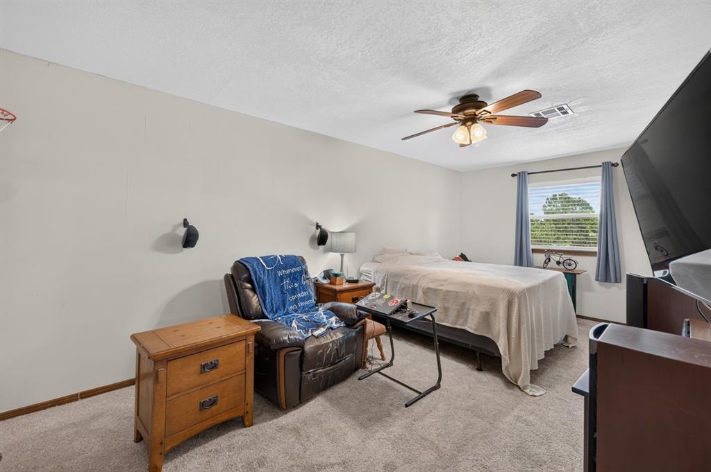 1809 Nighthawk Court Property Photo 25