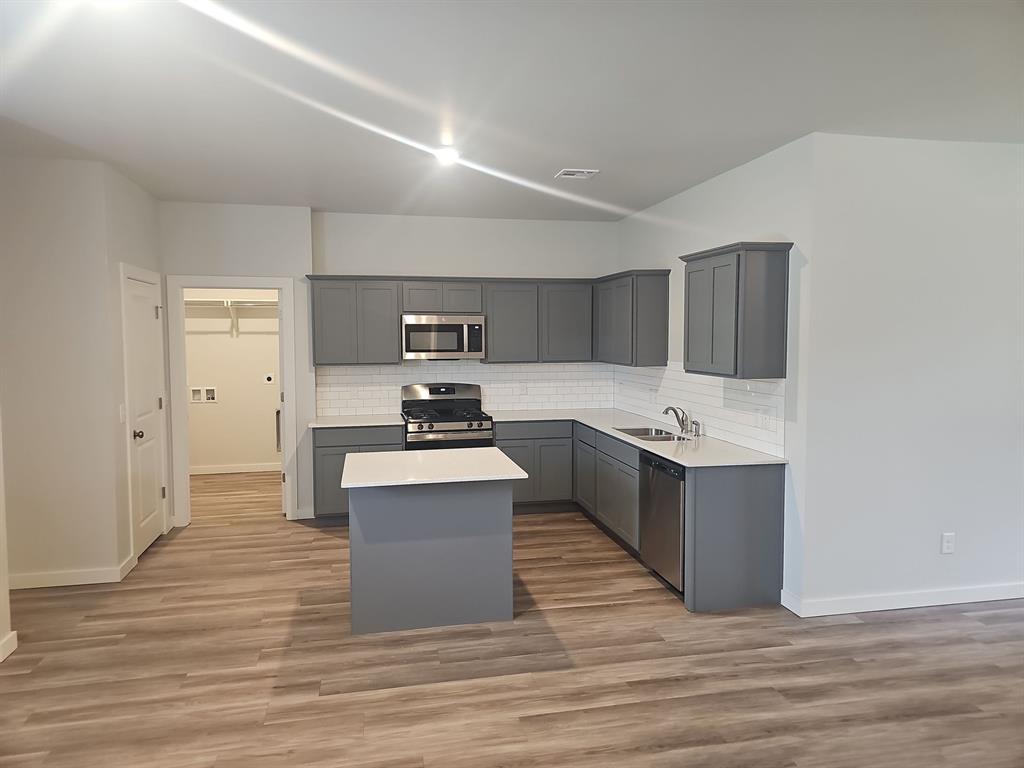 11751 Sweeping Lane Property Photo 3