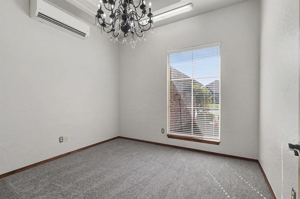 2709 Sw 97th Court Property Photo 18