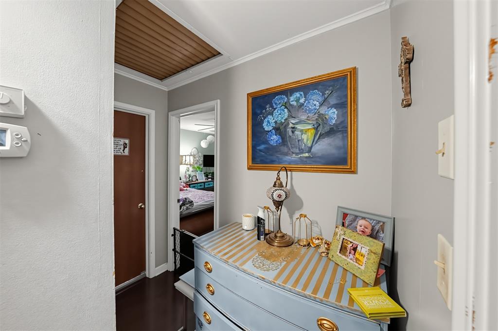4029 E 27th Street Property Photo 24