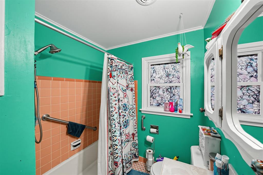 4029 E 27th Street Property Photo 29