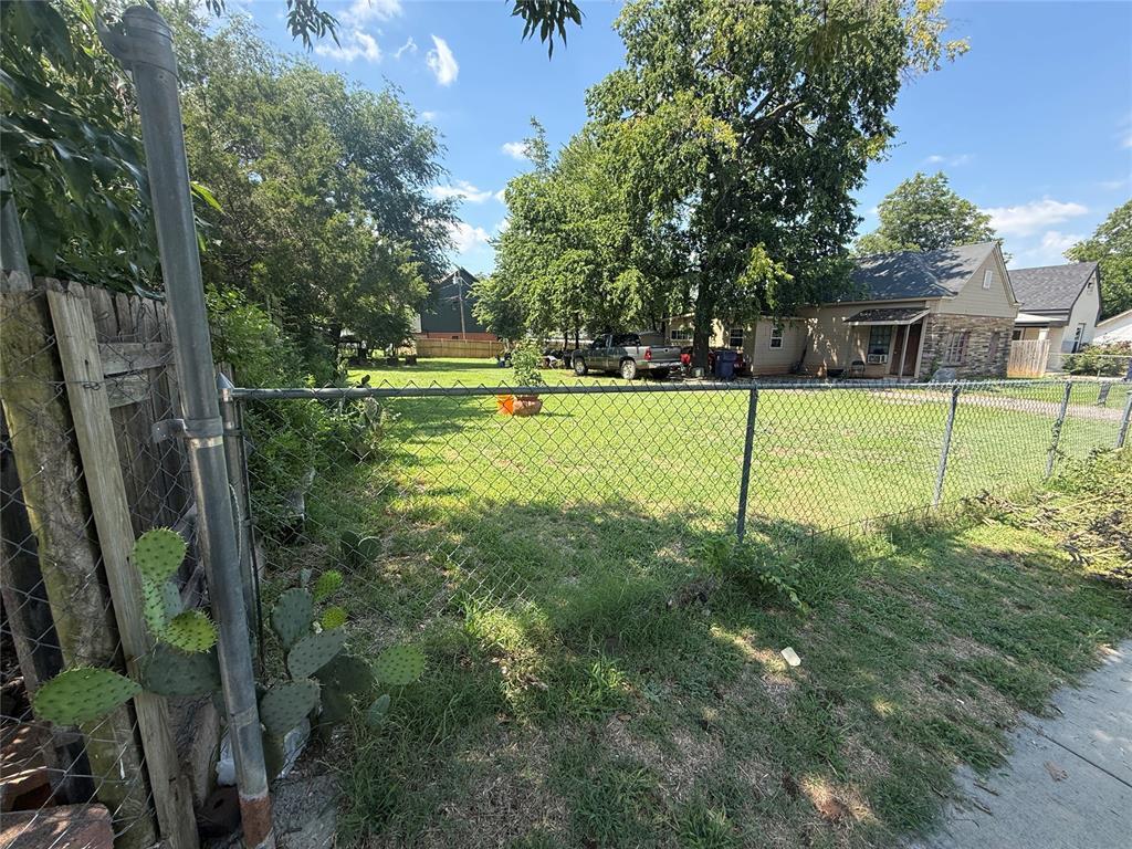1622 Nw 13th Avenue Property Photo 3