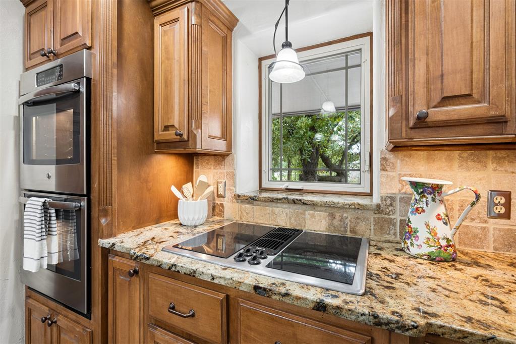 7711 Bobwhite Trail Property Photo 17