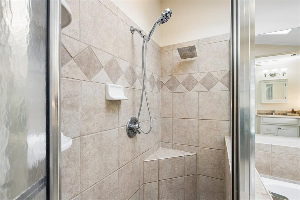 7711 Bobwhite Trail Property Photo 28