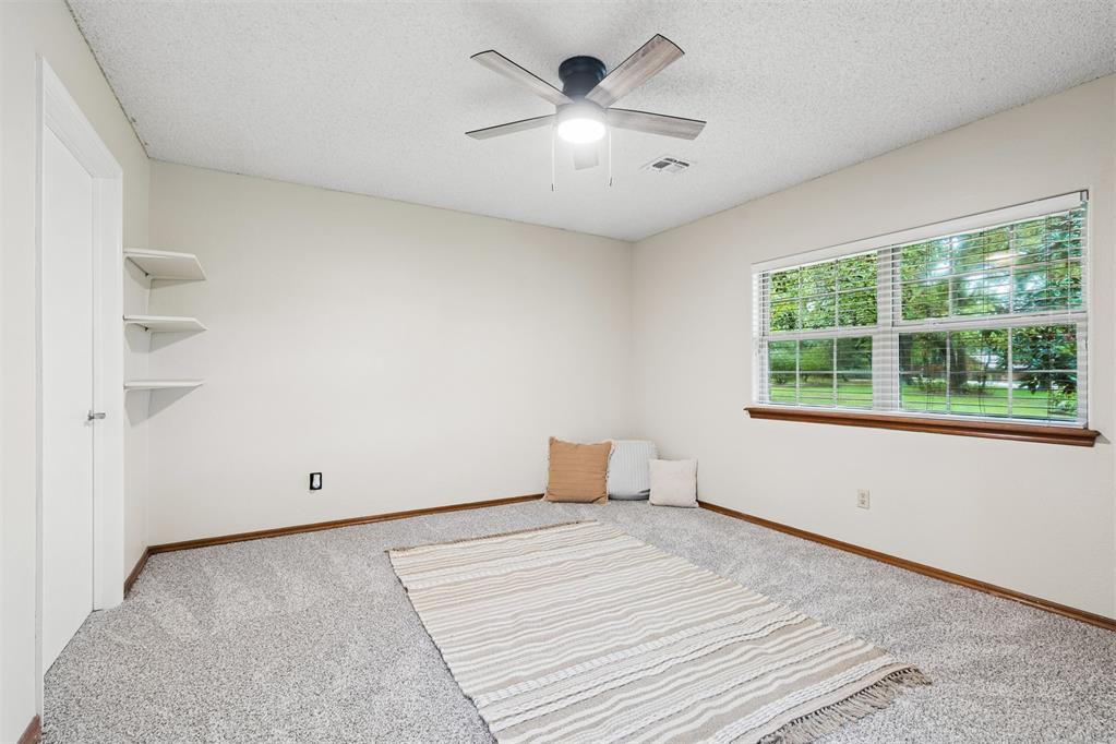 7711 Bobwhite Trail Property Photo 31