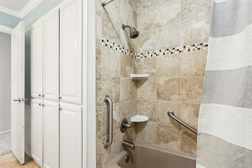 7711 Bobwhite Trail Property Photo 34
