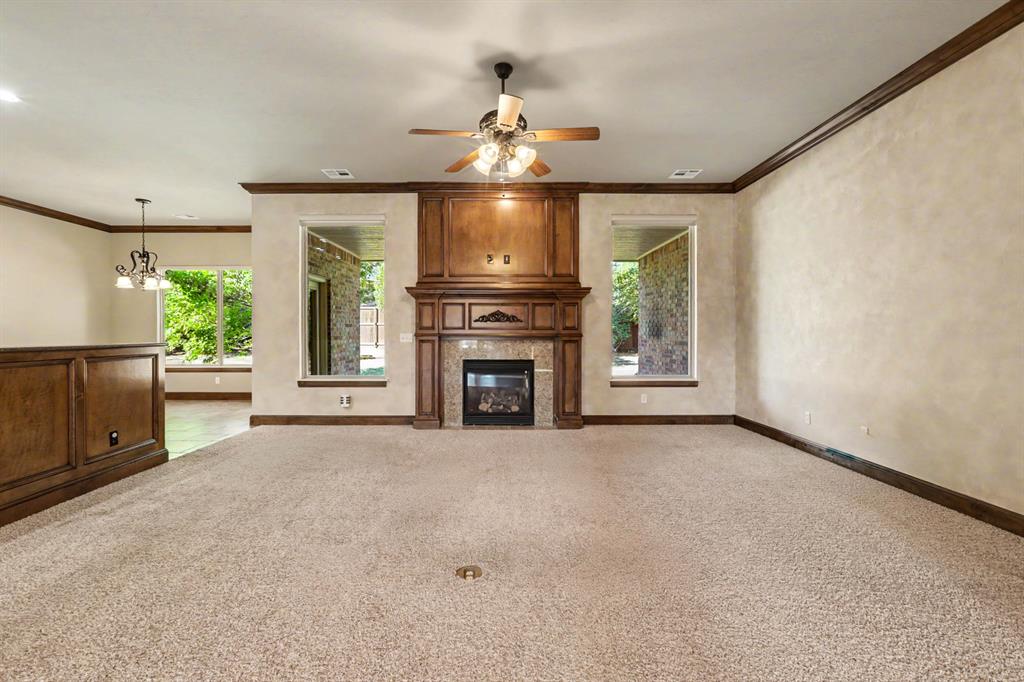 2237 Waterford Lane Property Photo 5