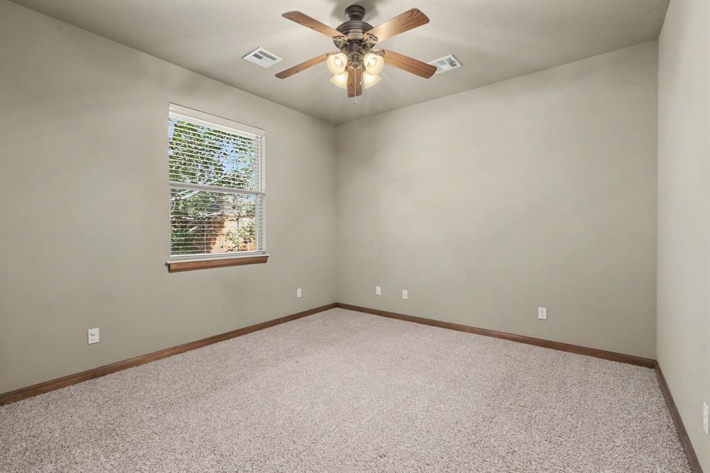 2237 Waterford Lane Property Photo 23