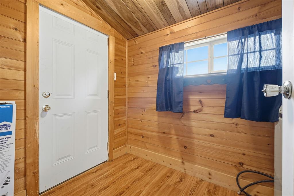 1021 E Walnut Street Property Photo 20