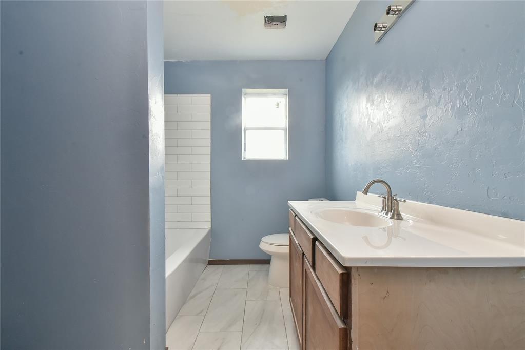 808 Ne 36th Street Property Photo 13
