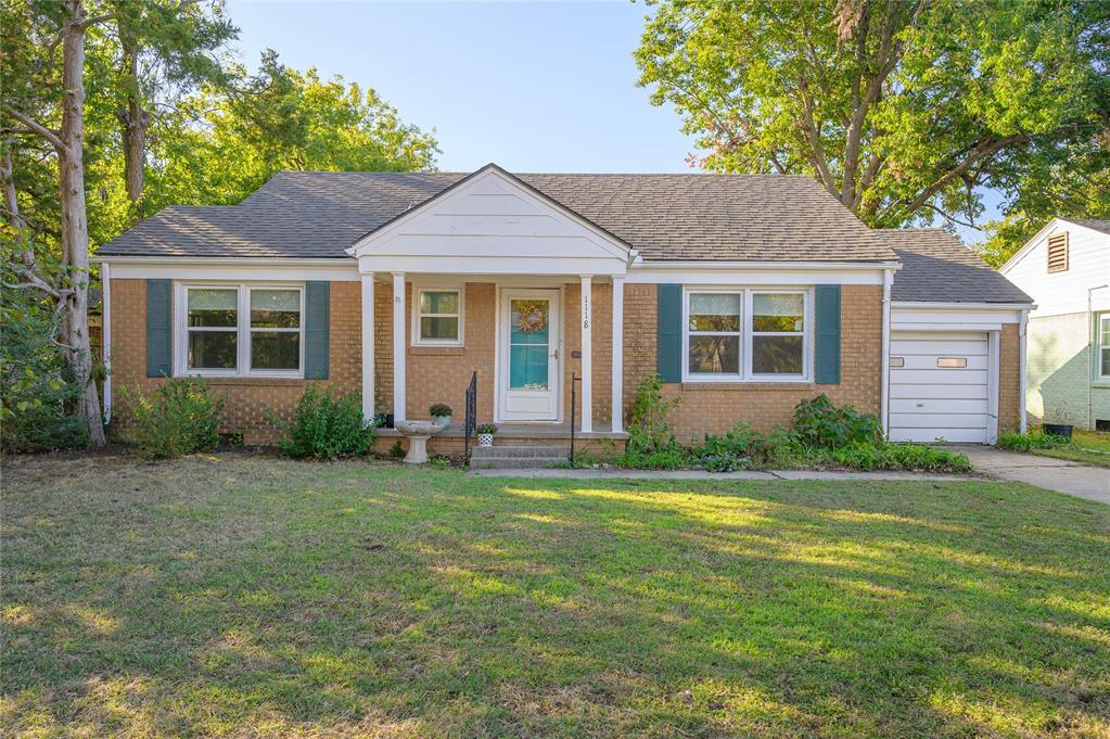 1118 E Louisiana Street Property Photo 1