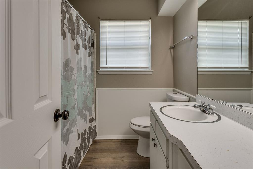 1209 N Christine Drive Property Photo 5
