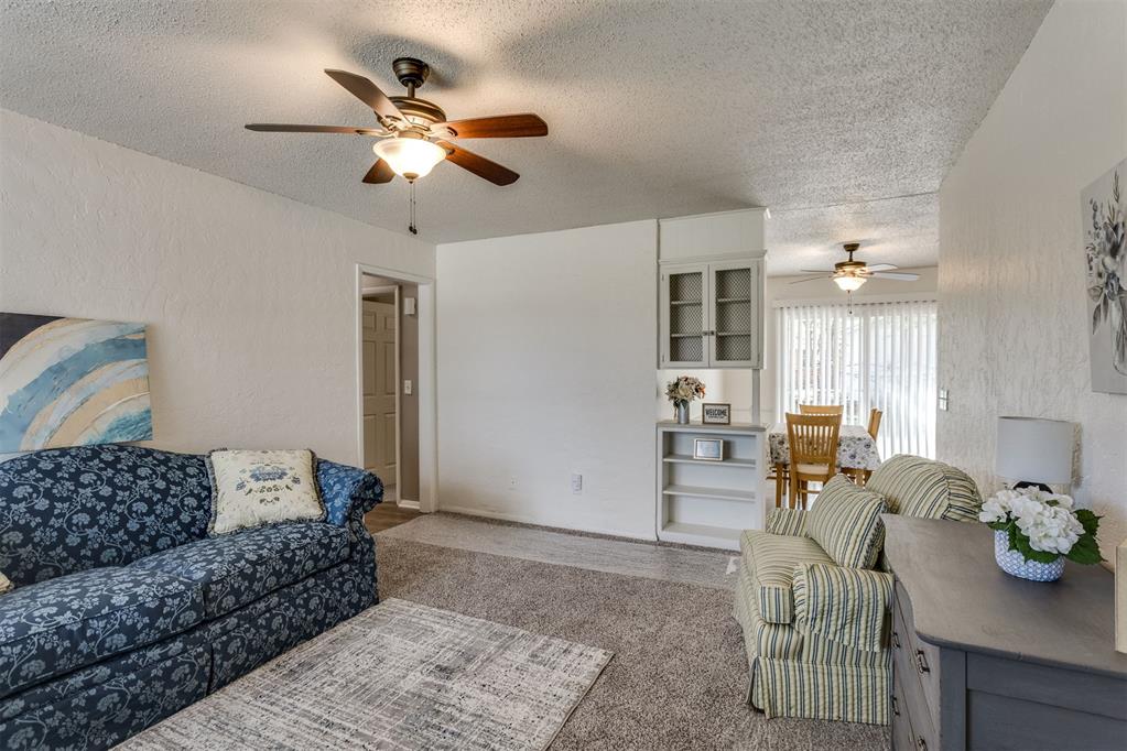 1209 N Christine Drive Property Photo 10