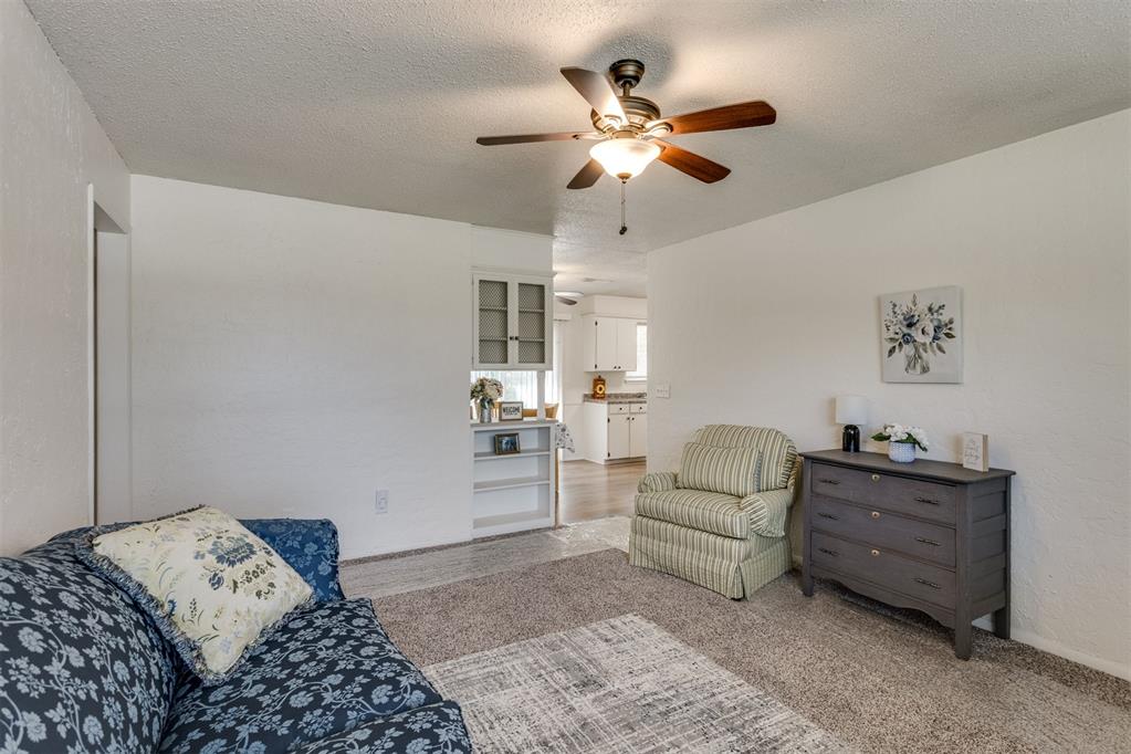 1209 N Christine Drive Property Photo 11