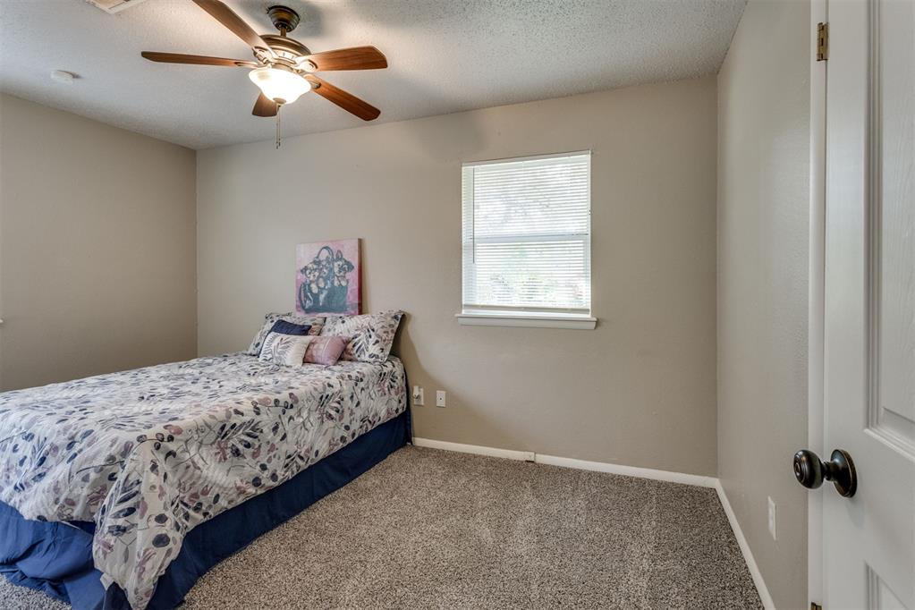 1209 N Christine Drive Property Photo 28