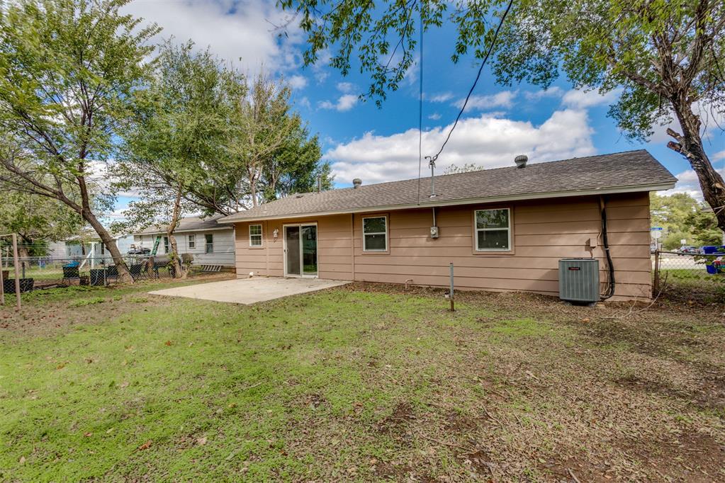 1209 N Christine Drive Property Photo 44