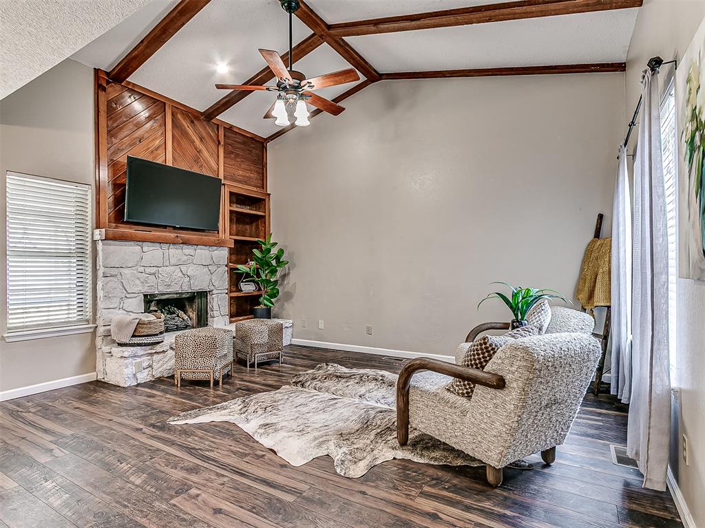13921 Crossing Way W Property Photo 4