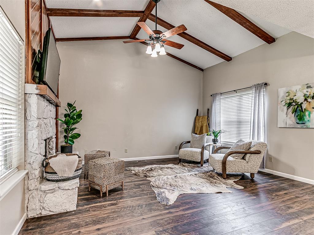 13921 Crossing Way W Property Photo 5
