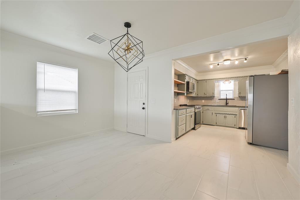 1225 Sw 41st Street Property Photo 7