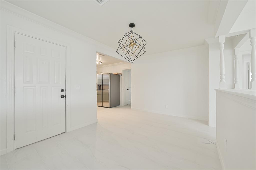 1225 Sw 41st Street Property Photo 8