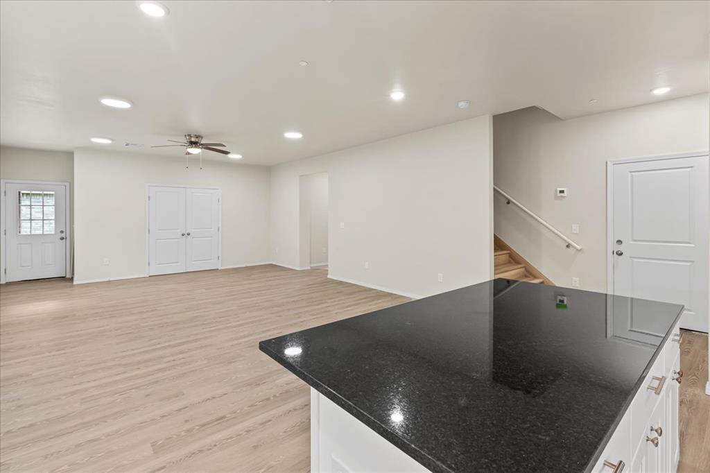 229 E Abbot Lane Property Photo 18