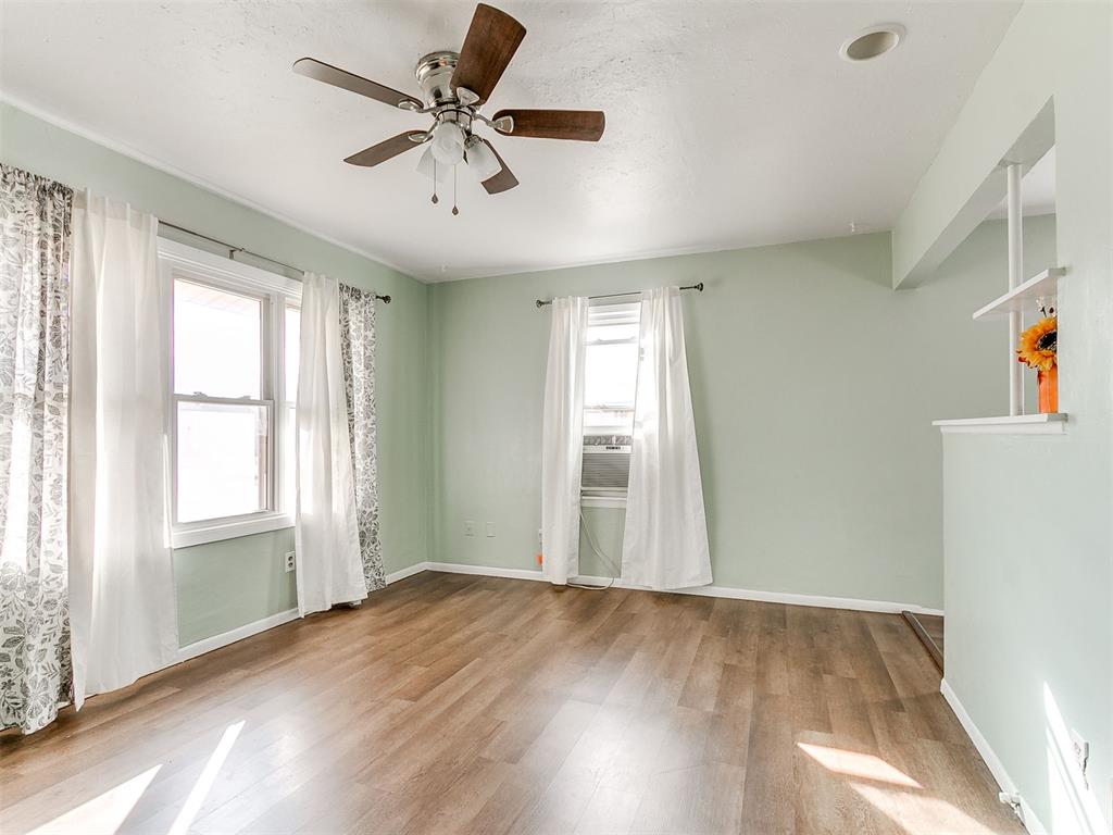 117 W Clegern Avenue Property Photo 6