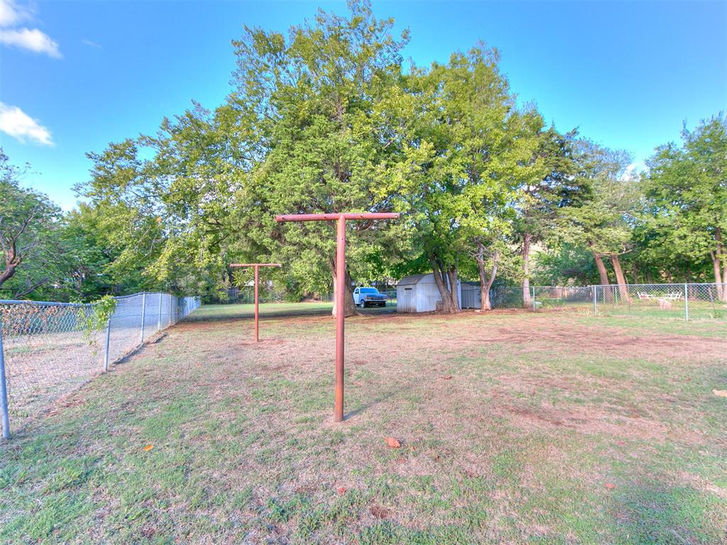 117 W Clegern Avenue Property Photo 15